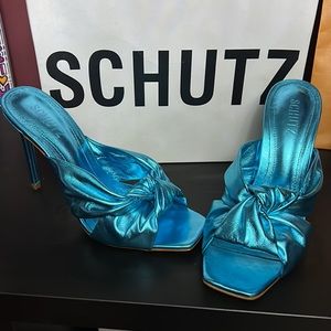 Schutz Mindy Metallic Sandals